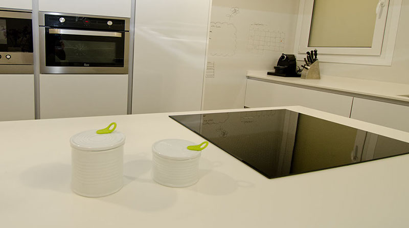 Hornos en un proyecto de Cocinas Pamplona